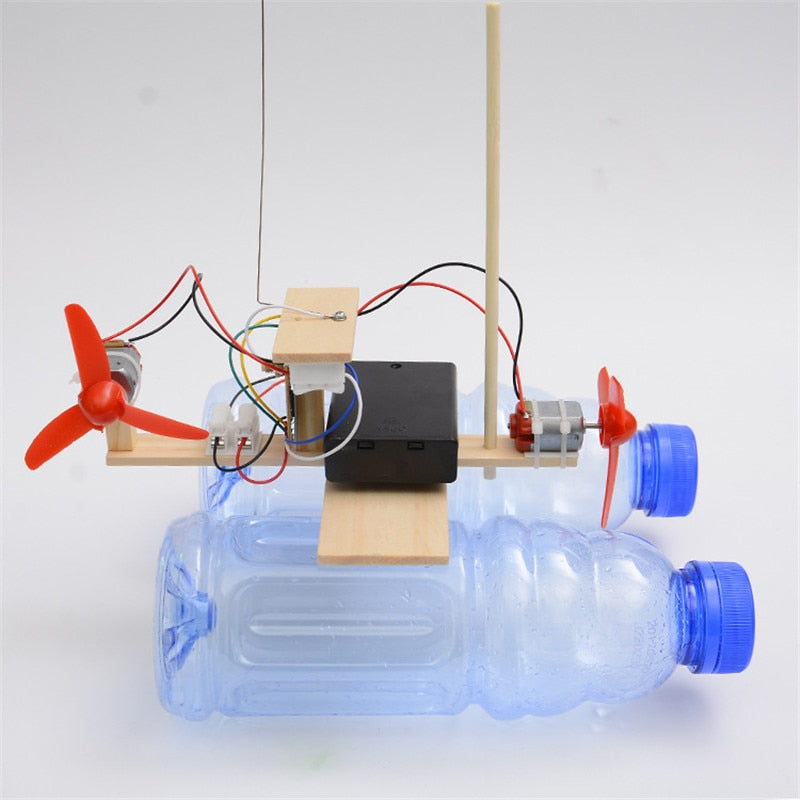 New Wooden RC Boat Kids Toys Assembly Remote Control Boat Toys Battery Powered Educational Toy Scientific Experiment Model Kits