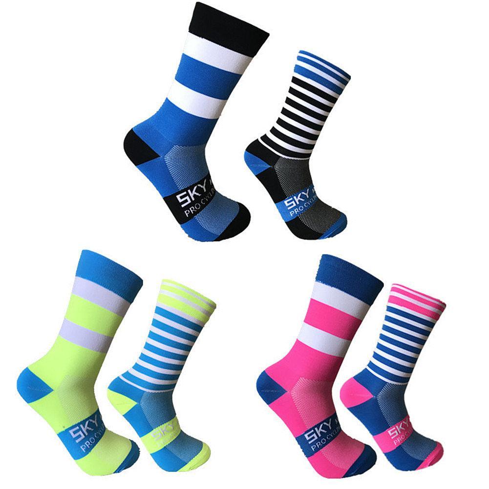 High Quality Chinlon Sports Outdoor Cycling Socks Left and Right Feet Wave Point Striped Bikes Socks Calcetines Ciclismo