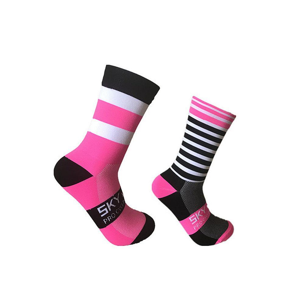 High Quality Chinlon Sports Outdoor Cycling Socks Left and Right Feet Wave Point Striped Bikes Socks Calcetines Ciclismo
