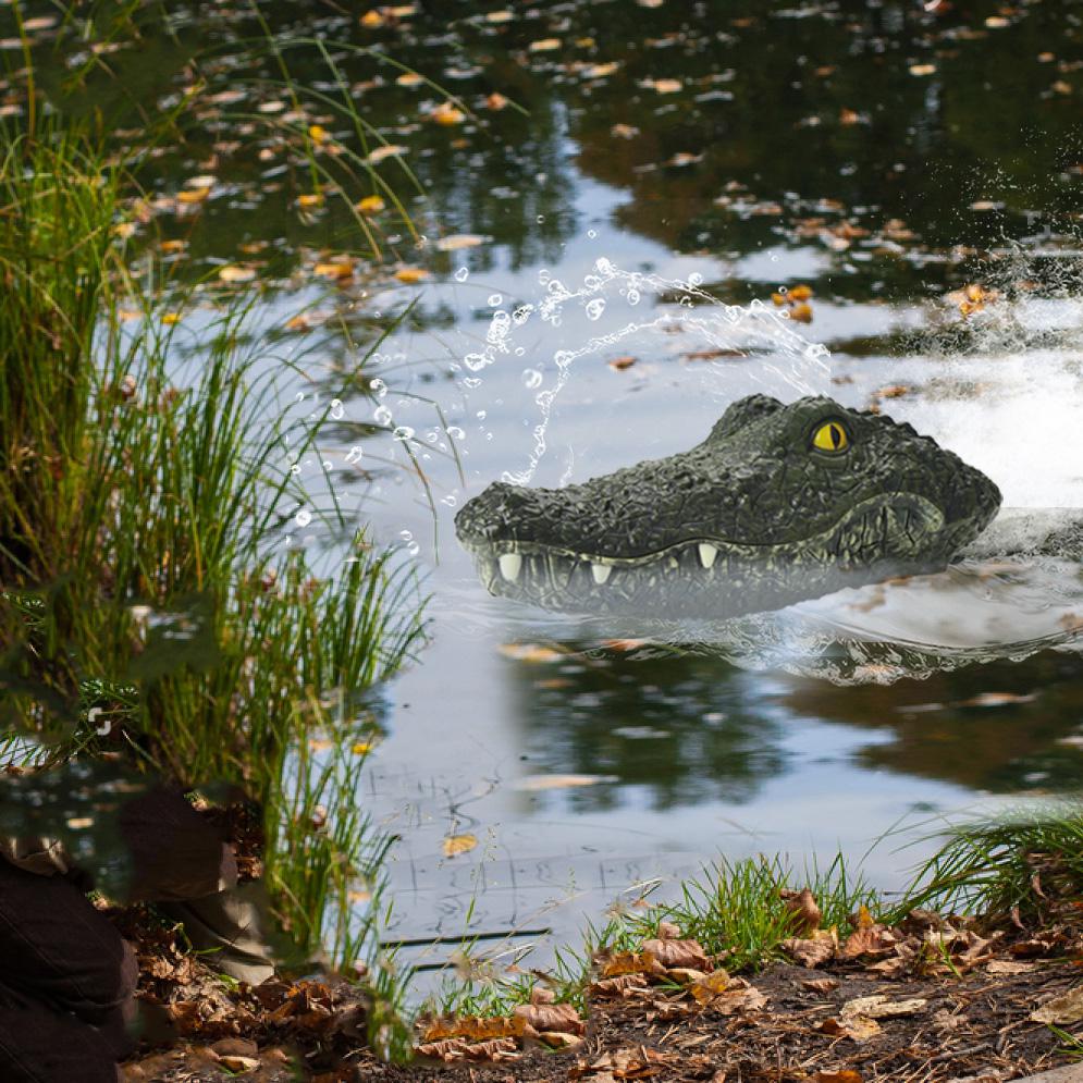 LeadingStar 2.4G RC Boat Simulation Crocodiles Head Racing Boat Electric Waterproof Spoof Toy