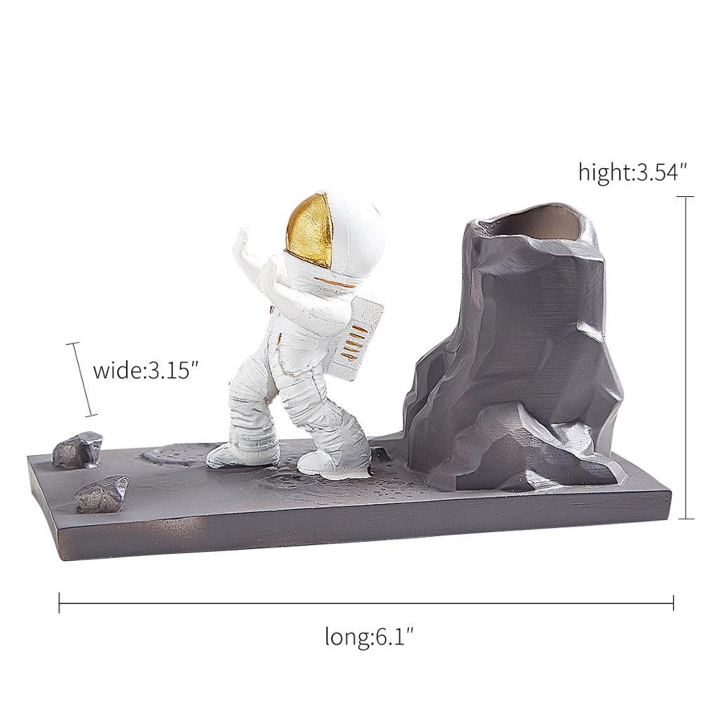 Creative Penholder Mobile Phone Stand Resin Astronaut Figurine Home Decoration Office Desk Accessories Practical Desktop Holder