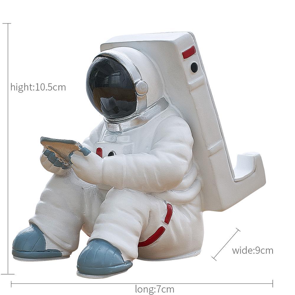 Creative Penholder Mobile Phone Stand Resin Astronaut Figurine Home Decoration Office Desk Accessories Practical Desktop Holder