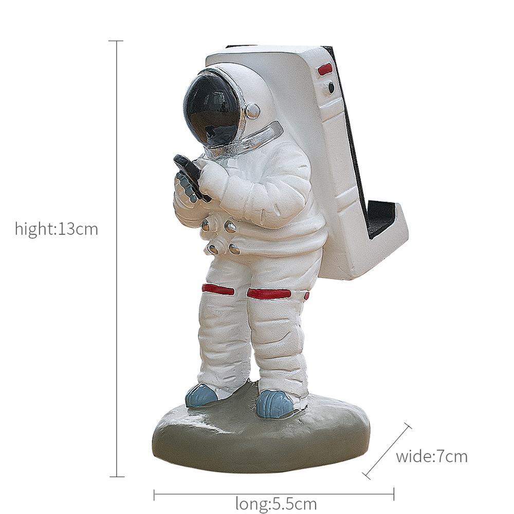 Creative Penholder Mobile Phone Stand Resin Astronaut Figurine Home Decoration Office Desk Accessories Practical Desktop Holder